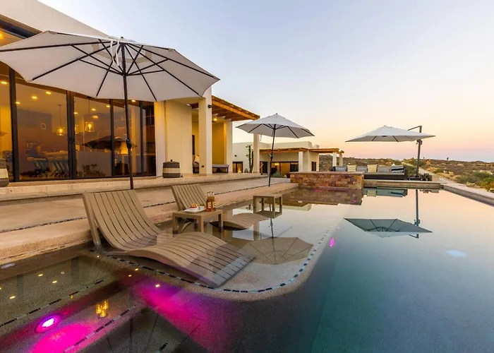 Holiday home 8br Estate, Pool, Hot Tub, 4