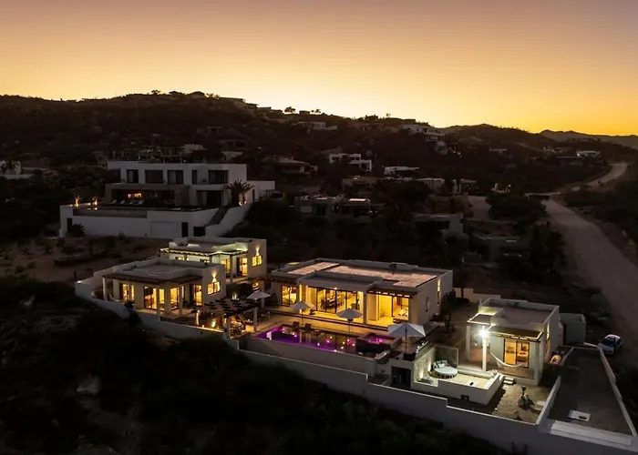 8br Estate, Pool, Hot Tub, 4